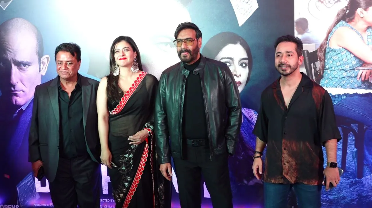 RED CARPET PREMIERE OF DRISHYAM -2 (8)