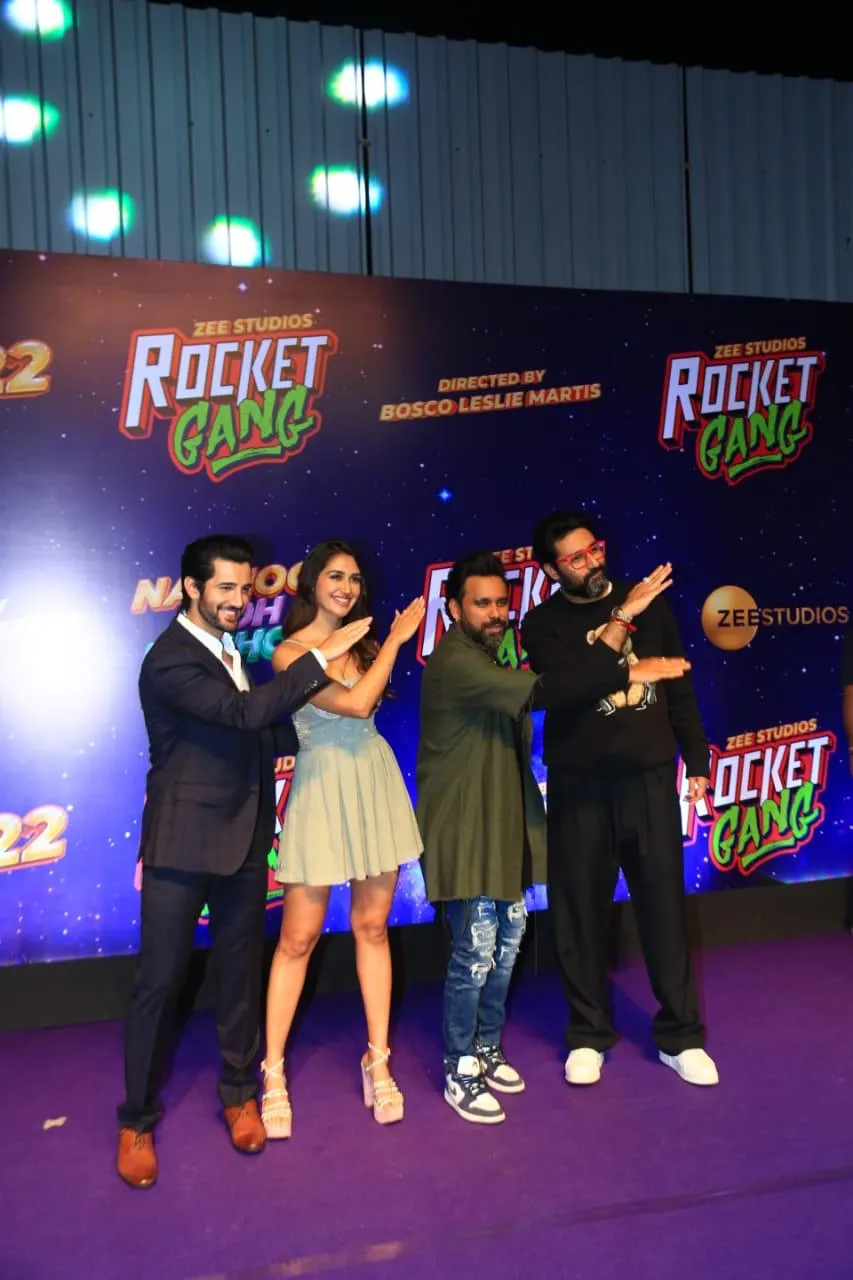 REVIEW ROCKET GANG (10)