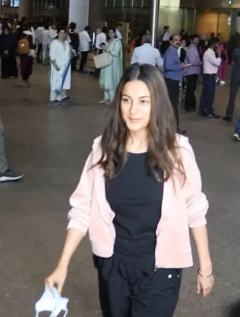 SHEHNAAZ KAUR GILL (2)