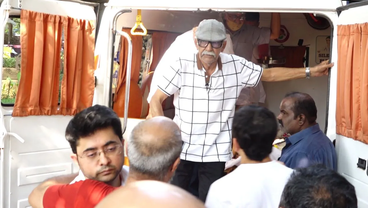 SIDDHANTH VIR SURYAVANSHI AT SANTACRUZ ELECTRIC CREMETORIUM (5)