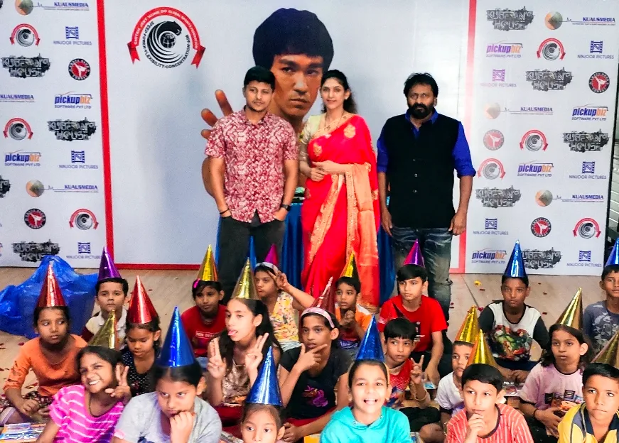 Shravan Shetty,Amarjit Kaur Shetty,Cheetah Yajnesh Shetty and underprivileged children