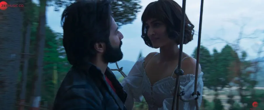 Take the charm of Varun Dhawan (4)