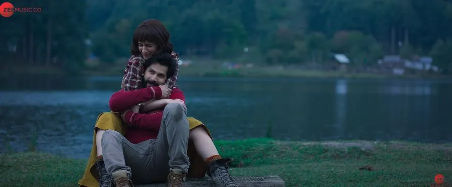 Take the charm of Varun Dhawan (9)