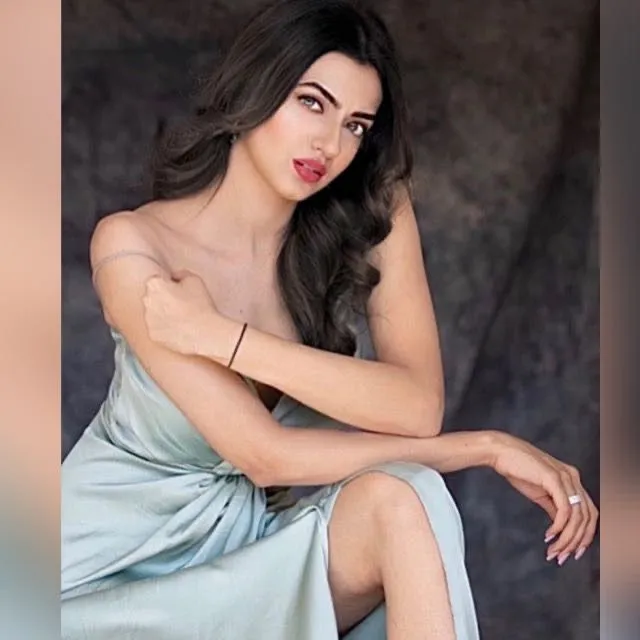 kashika kapoor (3)