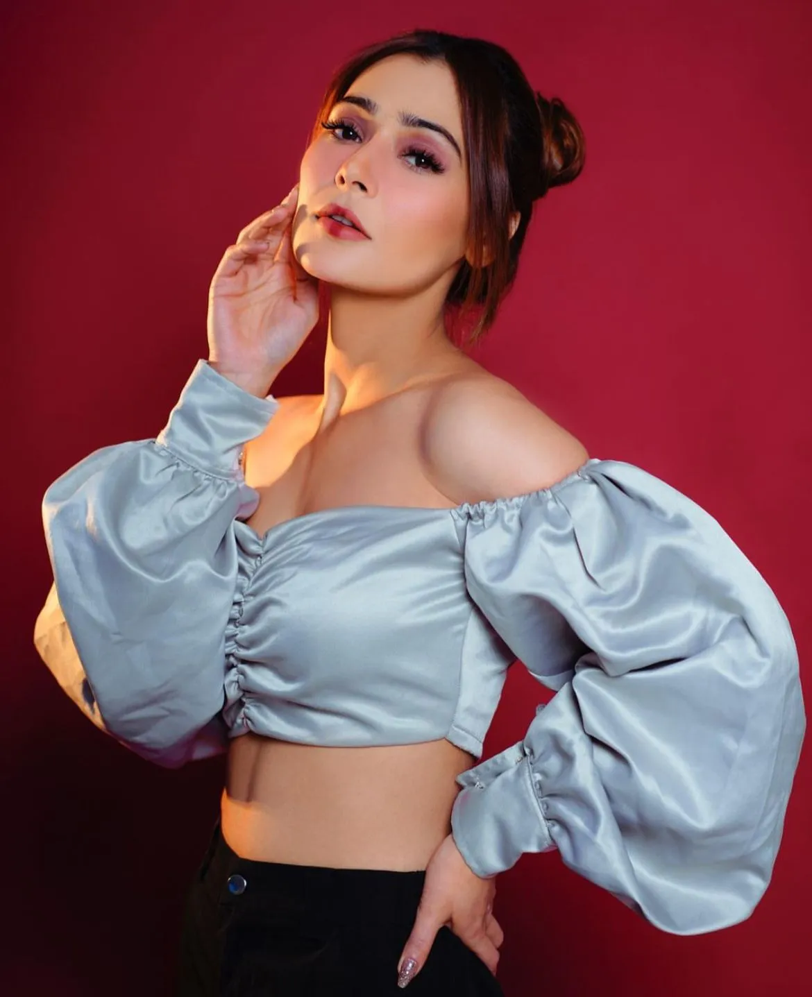 Sara Khan