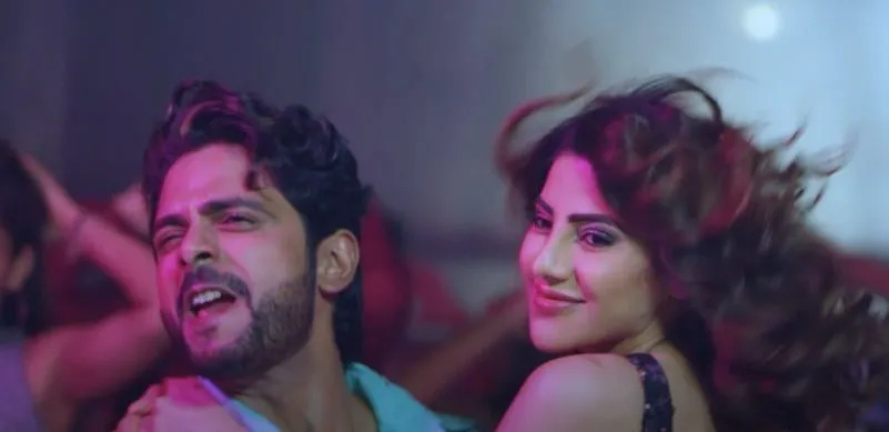 song ‘Chhori’ featuring Tanmay Ssingh and Nikki Tamboli! (10)