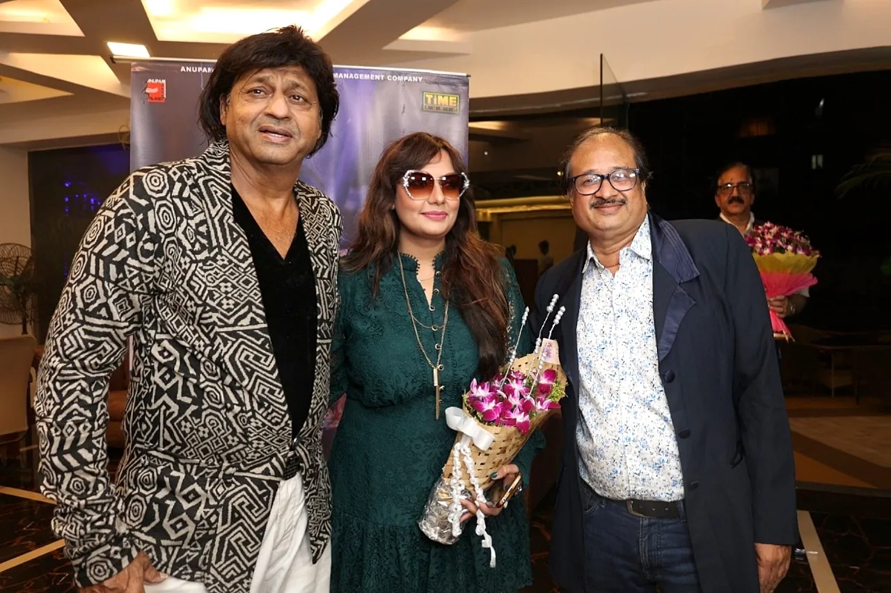 07 Vasant Bhandari Anupam Shukla and Ramakant Munde
