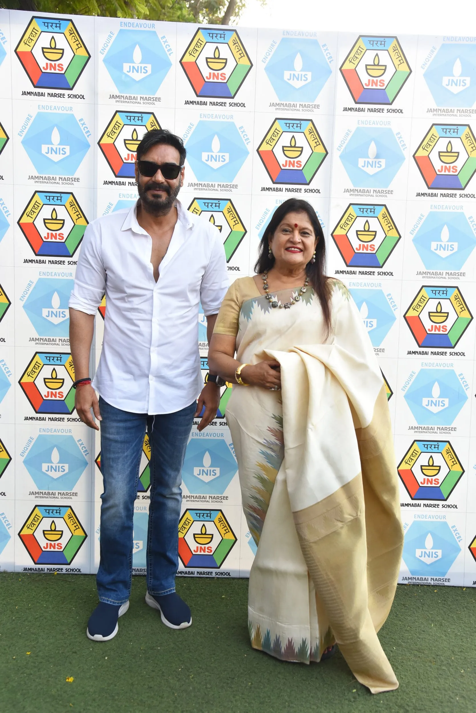 Ajay Devgn & Urvashi Thacker at the Jamnabai Narsee Campus For The Differently Abled Children's Sports Day