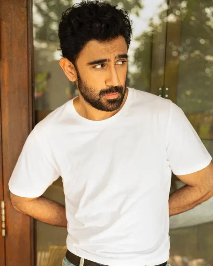 Amit Sadh Solo (2)