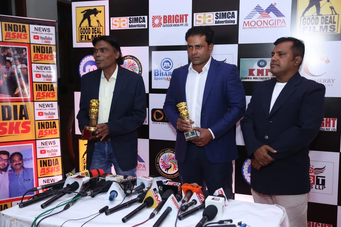 Director Anees Barudwale, Actor M Salim, Actor Usman