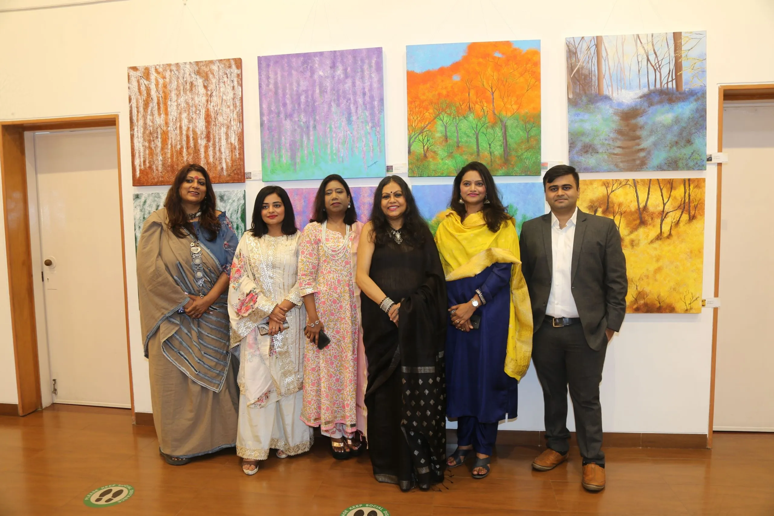 Dr Anusha Srinivasan Iyer with Anita Peter, Sanjukta Arun and the CPAA team at Sanjukta Arun's Painted Ballads exhibition at Nehru Centre Art Gallery (1)