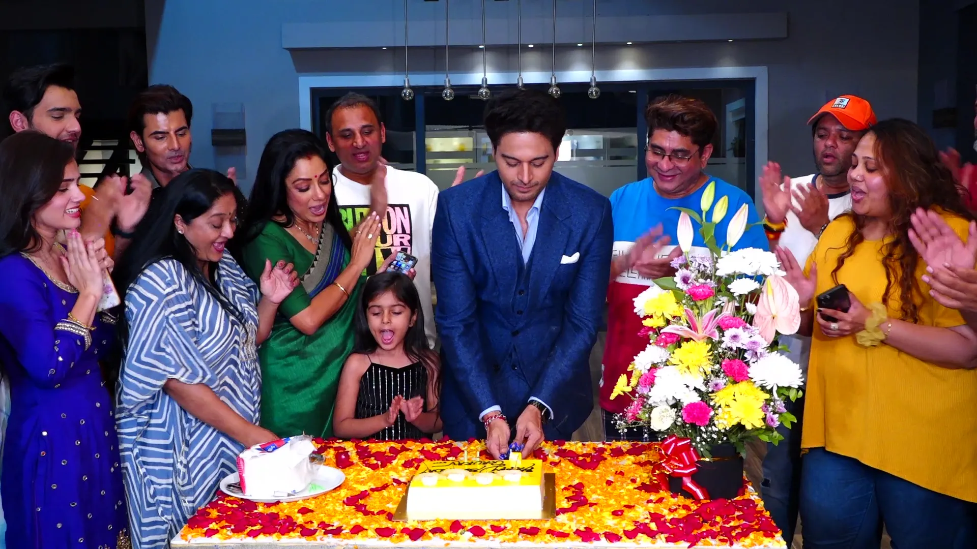 GAURAV KHANNA BIRTHDAY (6)