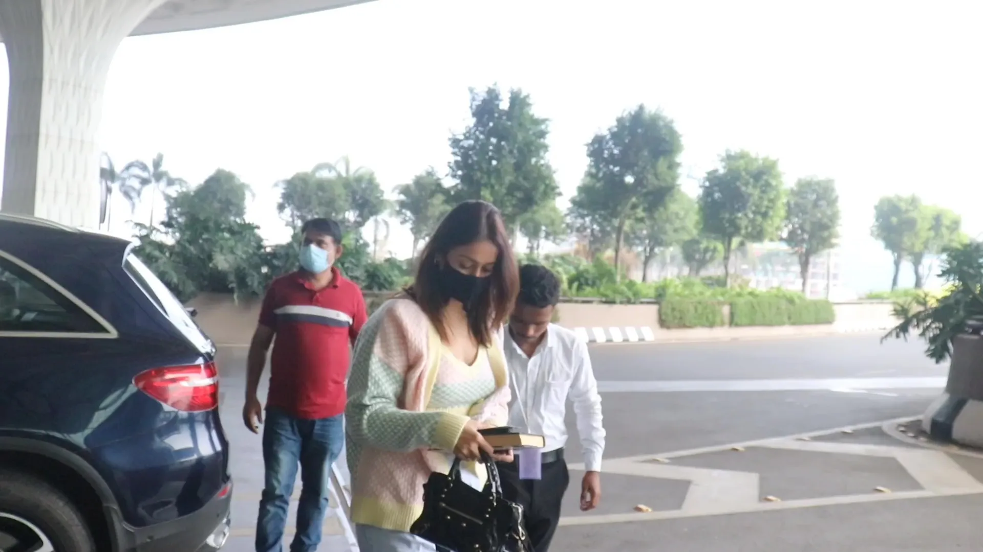 ILEANA D'CRUZ (4)