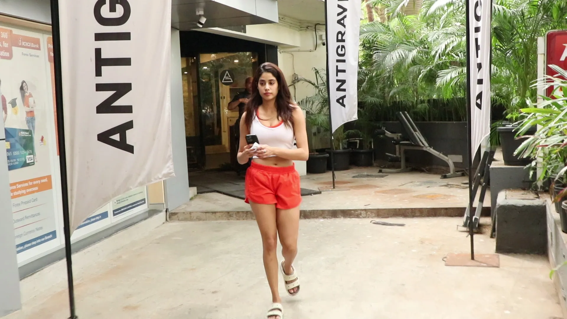 JHANVI KAPOOR (5)