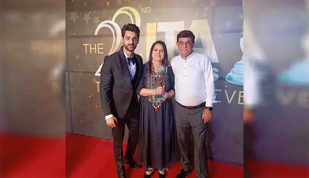 Karan Wahi with parents Arun Wahi & Veena Wahi at the 22nd Indian Television Academy (ITA) Awards