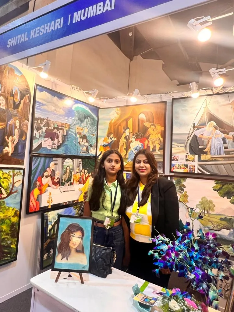 PAINTER SHITAL KESHARI PAINTS A BEAUTIFUL WORLD (3)