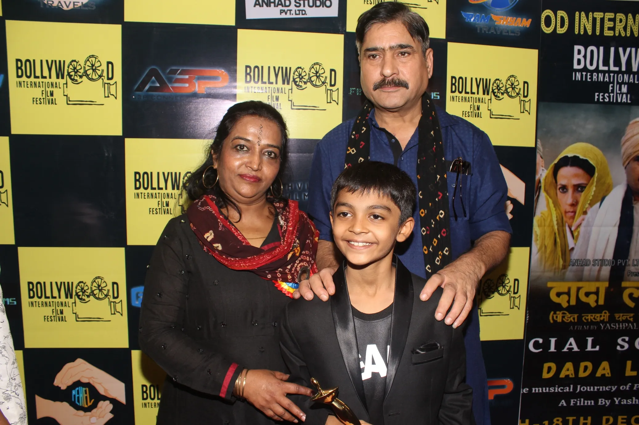Pratibha Sharma, Dhanay Seth and Yashpal Sharma at Bollywood International Film Festival (BIFF) Awards at Carnival Cinemas (167)