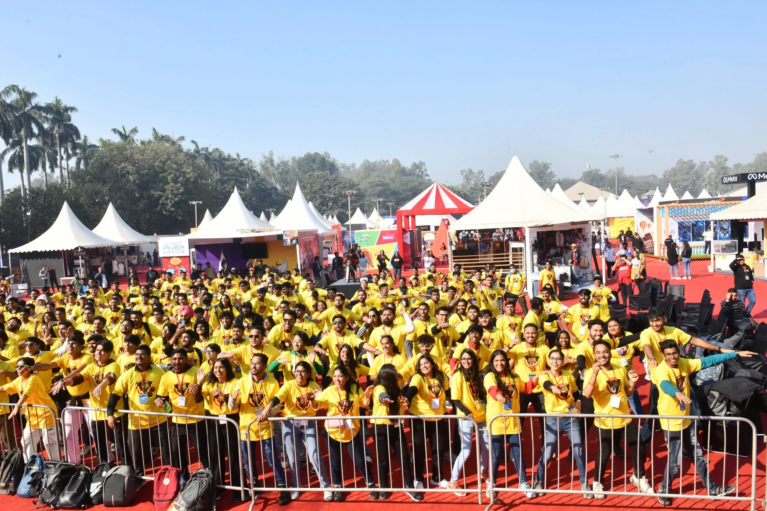 Volunteers Cheers at Delhi Comic Con 2022