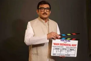 Annu Kapoor to play Pandit Deendayal Upadhyay (1)