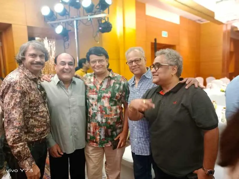 ISRA-++Chaitanya with Shahid, Bipin P Shailendra S and Kunal G