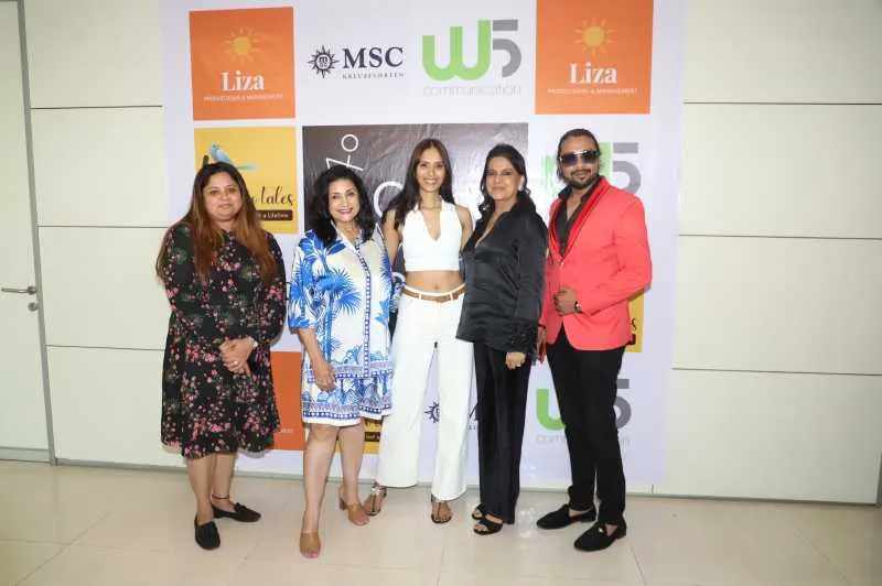 L-R, Rashmi Shenoy, Liza Varma, Ujjwala Raut, Kiran Phadnis, Shri Charan