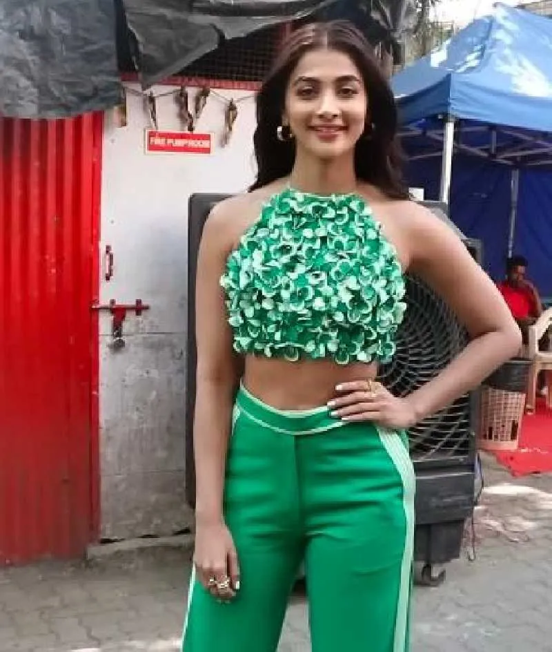 Pooja Hegde-evergreen at Mehboob studios