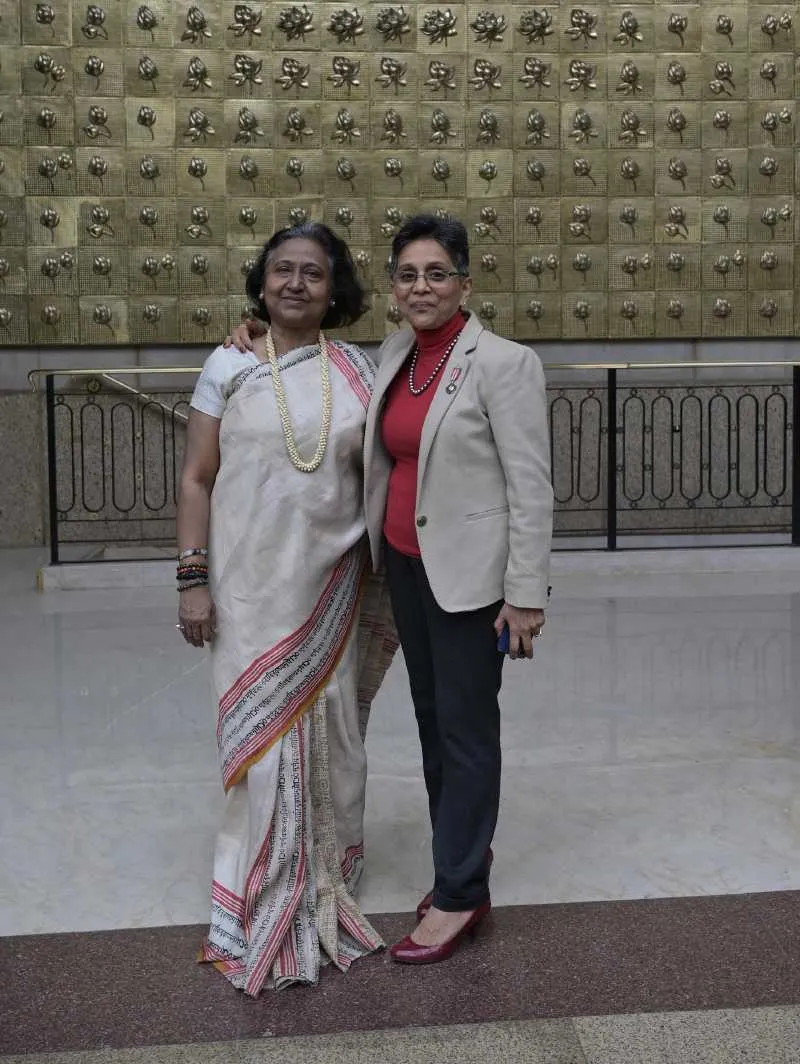 Retired Chief Commissioner of Income Tax & Abstract Artist Sangeeta Gupta and First Woman Skydiver Ms Rachel Thomas