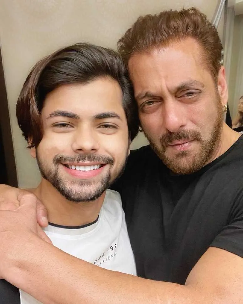 Salman Khan and Siddharth Nigam