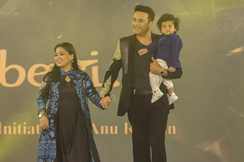Bharti Singh with Krushna Abhishek on the Ramp for BETI SHOW