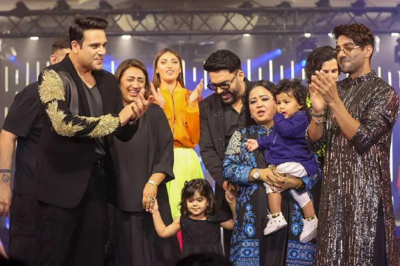 Krushna Abhishek, Bharti Singh, Kapil Sharma and Aparshakti Khurana during 17th Edition of _BETI_ A Fashion Fundraiser Show
