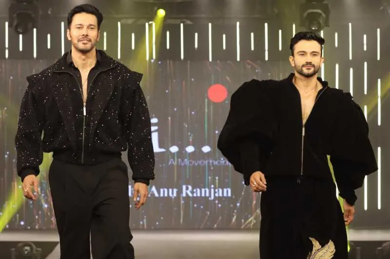 Rajneesh Duggal with during 17th Edition of _BETI_ A Fashion Fundraiser Show