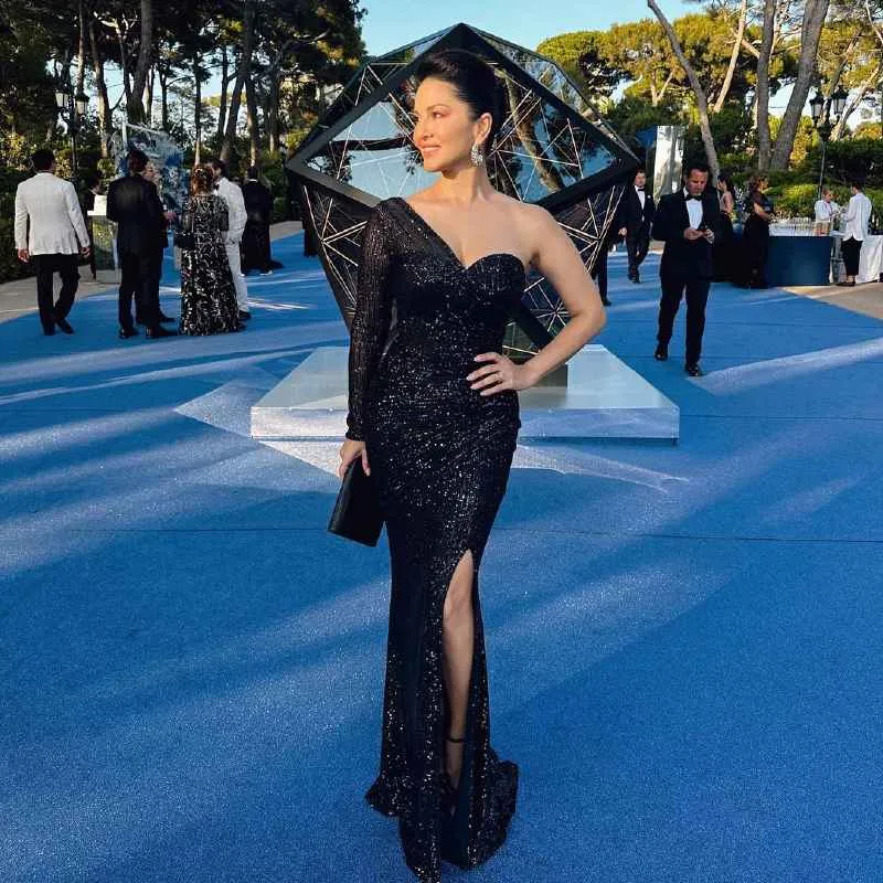 Sunny Leone Black Gown Look