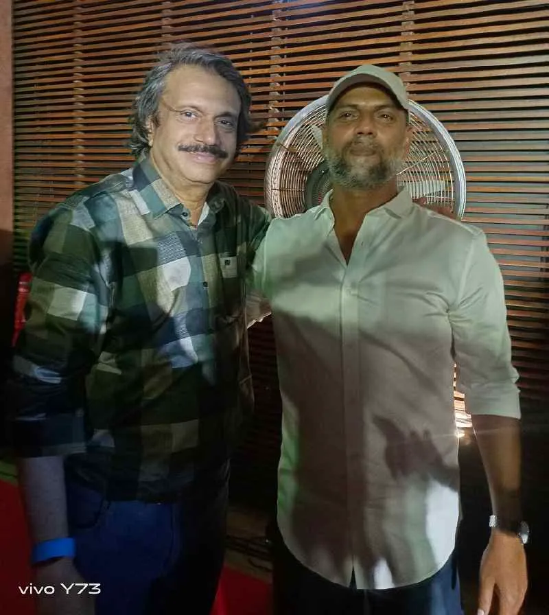 Zara hatke--Dir. Laxman Utekar ( right) with Chaitanya Padukone