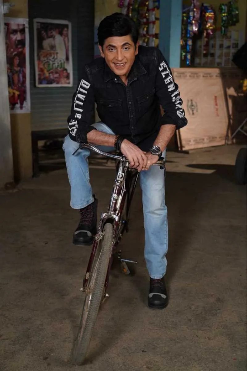 Aasif Sheikh (Bhabiji Ghar Par Hai, Vibhuti Mishra) Bicycle day