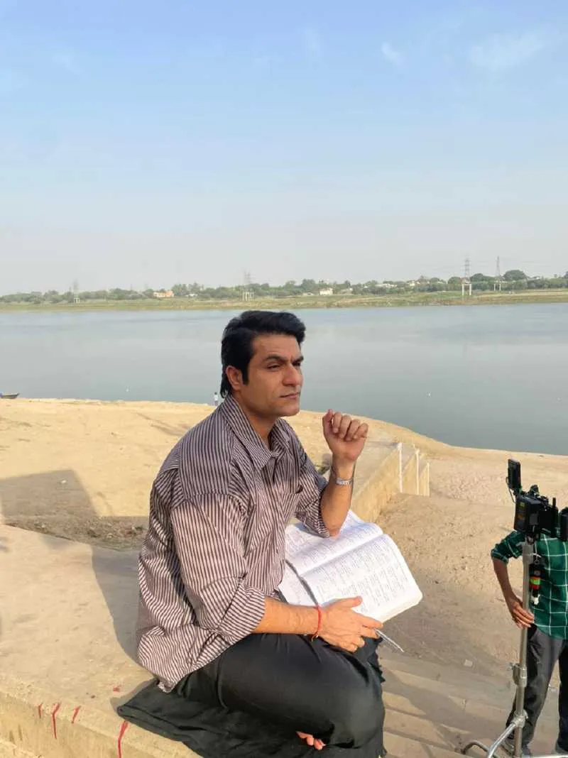 sunny hinduja TVF Aspirants