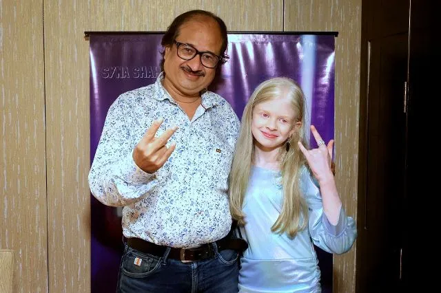 Ramakant Munde and Syna Shah