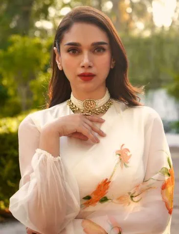 Aditi Rao Hydari Stole The Spotlight
