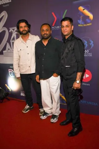 Balraj with Gaurav Rana Sukhija during BOOGLE BOLLYWOOD BALLISTIC AWARDS 2023