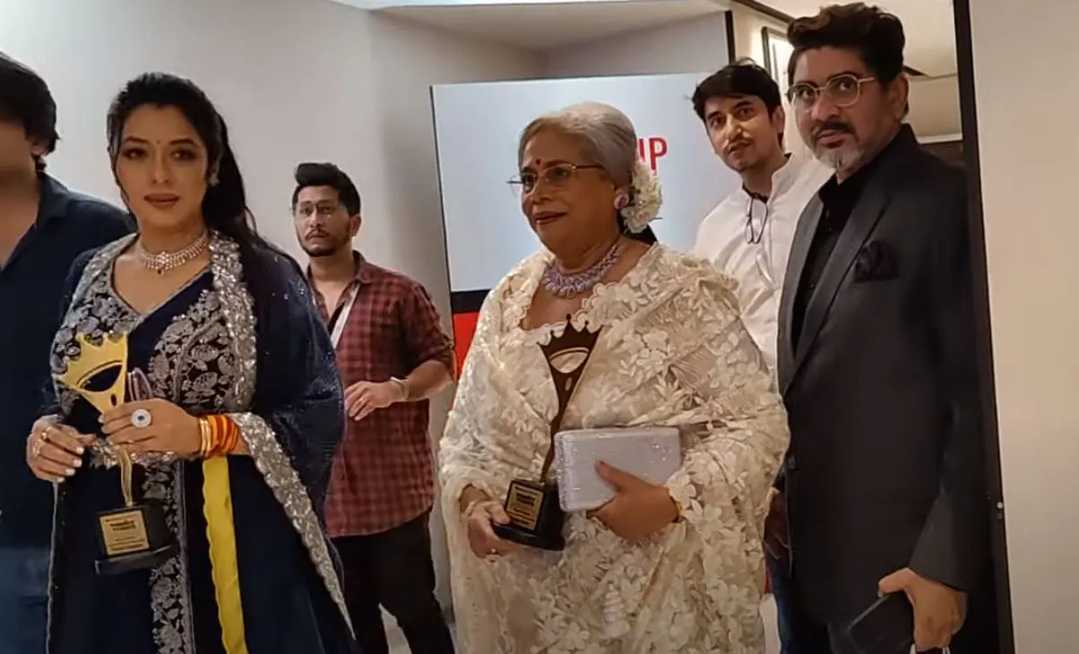 Deepa Shahi on winning the Super Achiever Producer award (1)