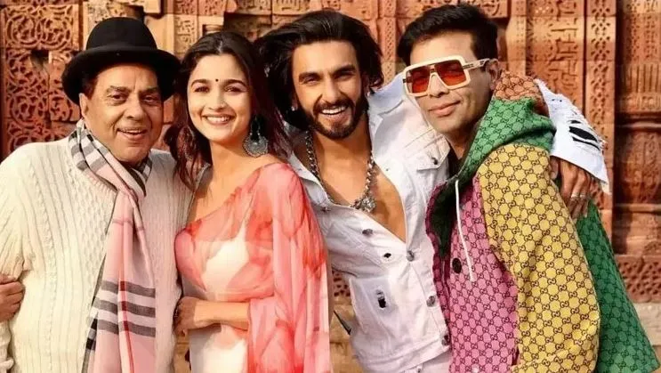 Rocky Aur Rani Kii Prem Kahani Review shorts (20)