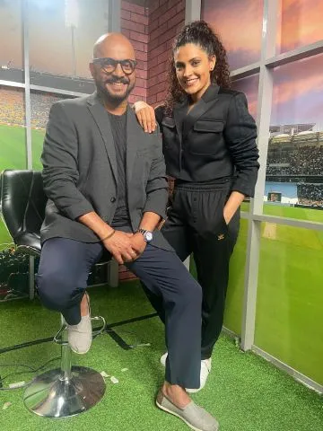 Saiyami Kher trained with Murali Karthik (1)