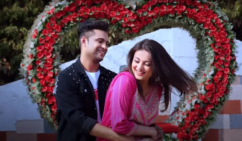 Anup Jalota's music video Ui Mui Su