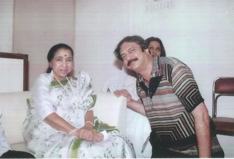 Asha Bhosle with sr. journalist Chaitanya Padukone at R D Burm