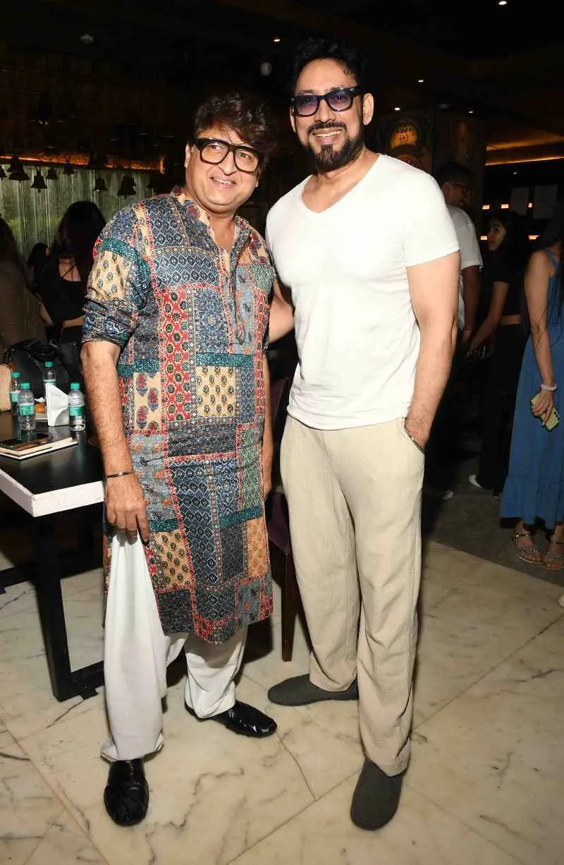 Hrishikesh Pandey with Aatish Kapadia