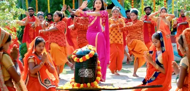 Lovely Kajal new song Milela Kawan Swad Belpatiya Me (8)