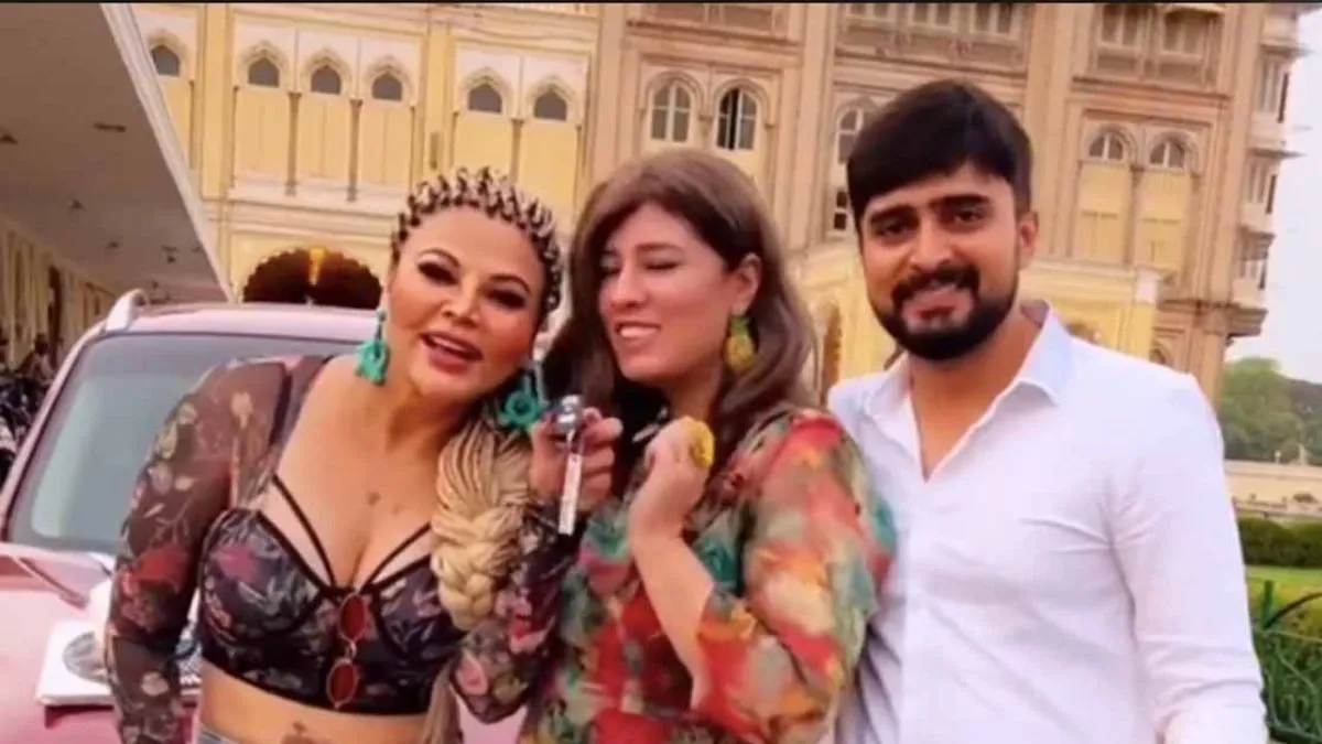 Shelly wanted to do business with Rakhi Sawant in Mumbai
