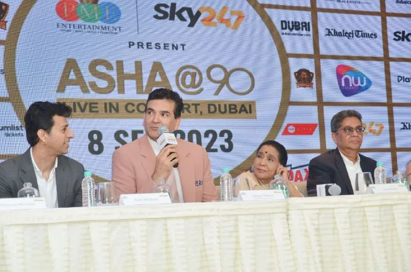 Salim–Sulaiman, Showman Salman-bhai Ahmed, Asha Bhosle, Anand Bhosle