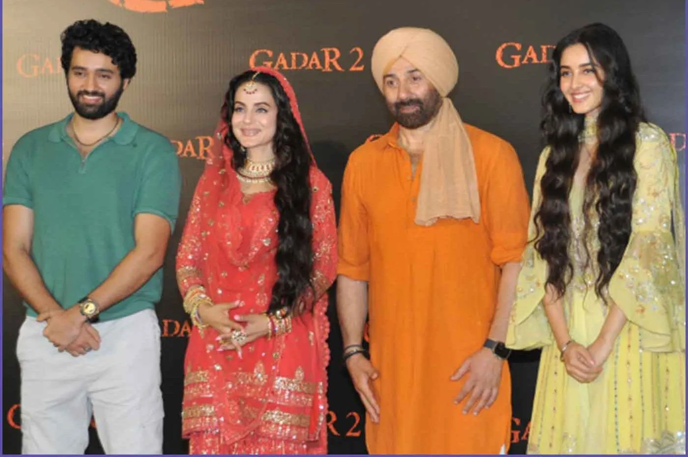 sunny-deol-ameesha-patel-utkarsh-sharma-and-simratt-kaur-randhawa-at-trailer-launch-of-film-gadar-2-122314
