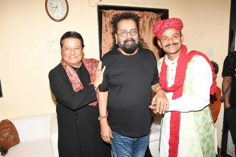 Anup Jalota, Hari Haran & Kheta Khan During Rehmatein