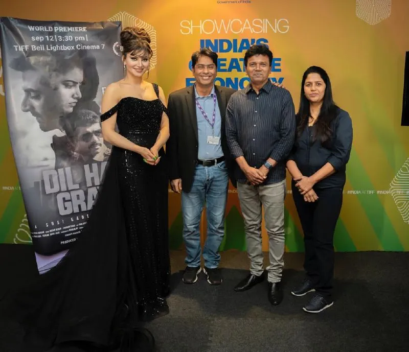 Dil Hai Gray, a film by Susi Ganeshan (4)